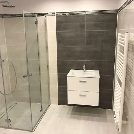Luxury * Wesseling